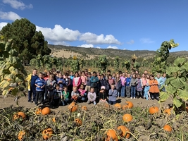 First Graders Visit Hunter Orchards
